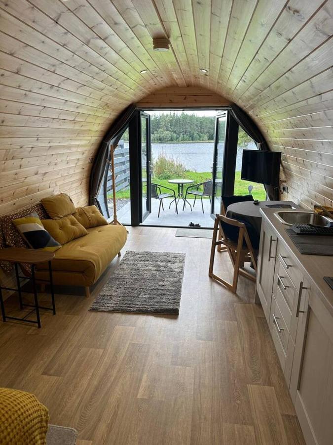 Lochside Lodge Pod Lairg Exterior photo