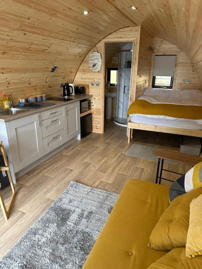 Lochside Lodge Pod Lairg Exterior photo